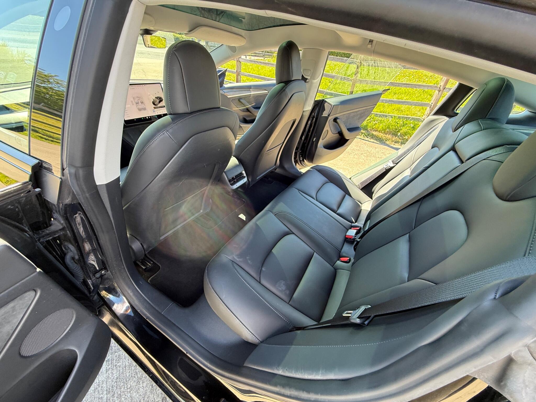 Tesla Model 3 Saloon 4dr Electric Auto RWD (241 bhp) — photo 91 of 114
